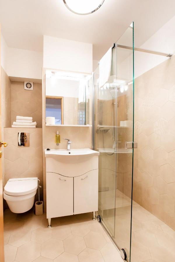 Virtutii Residence ブカレスト エクステリア 写真